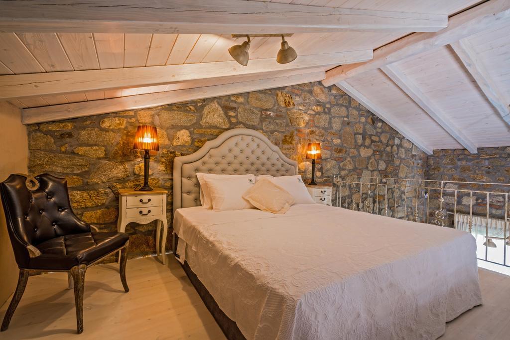 Mediterraneo Luxury Suites Halkidiki Vourvourou Exterior foto