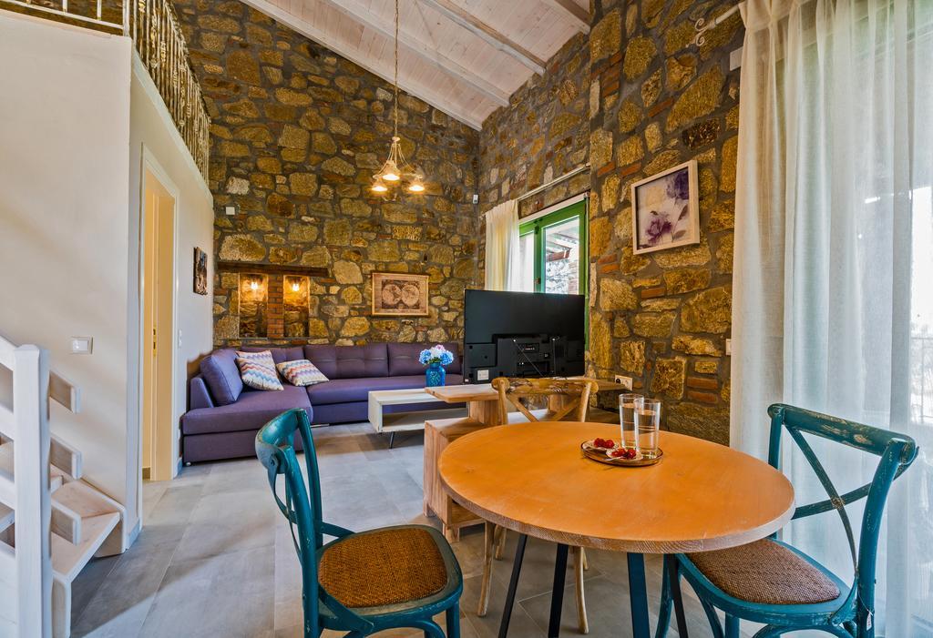 Mediterraneo Luxury Suites Halkidiki Vourvourou Exterior foto