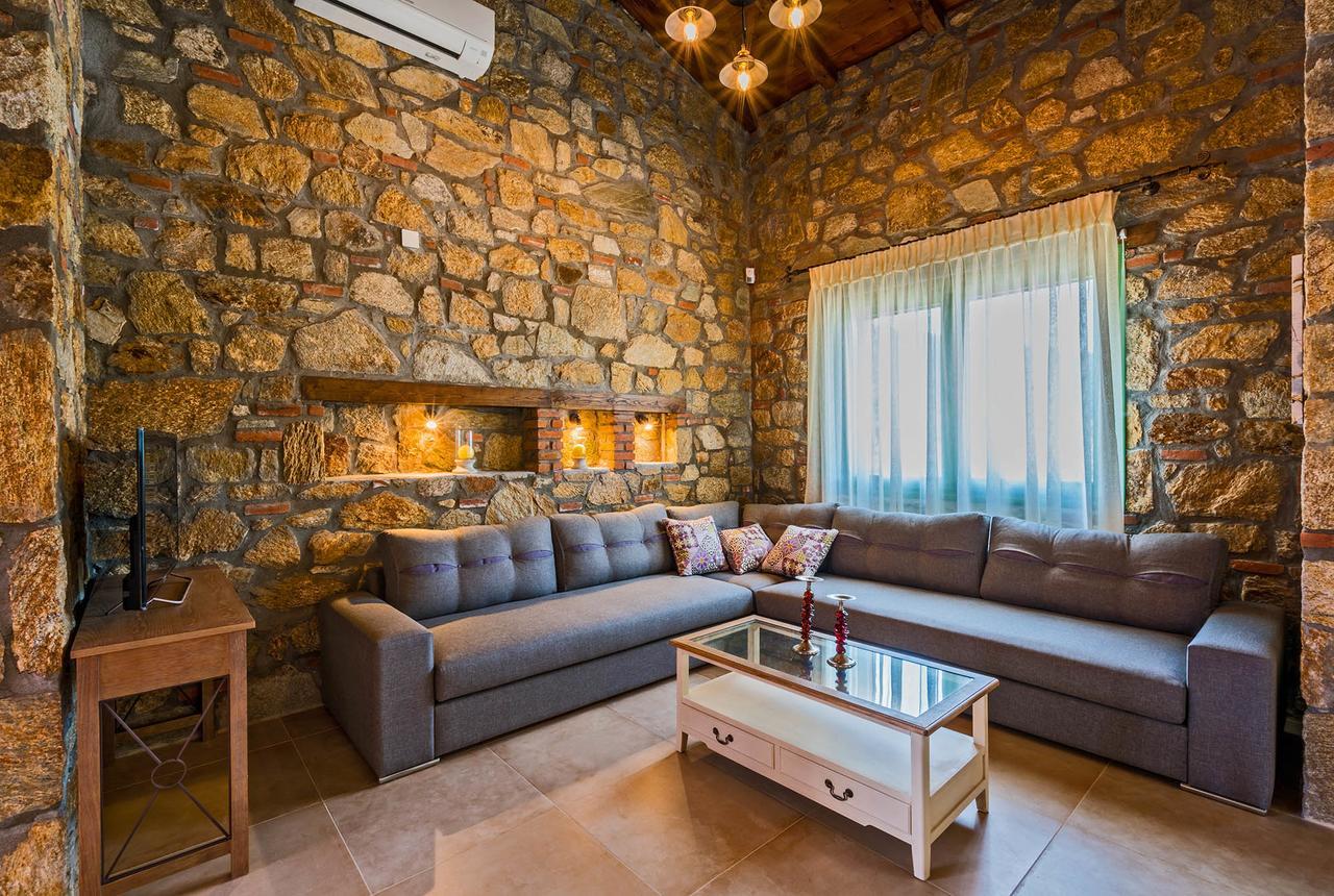 Mediterraneo Luxury Suites Halkidiki Vourvourou Exterior foto